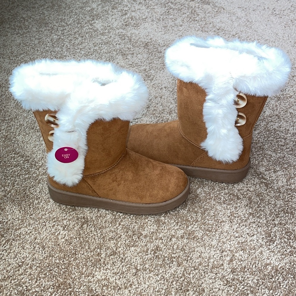 SO Girls Winter Boots, faux shearling Chestnut brown, Size 2, NEW IN BOX